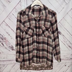 Band Of Gypsies Plaid Floral Buttoned Down Shirt